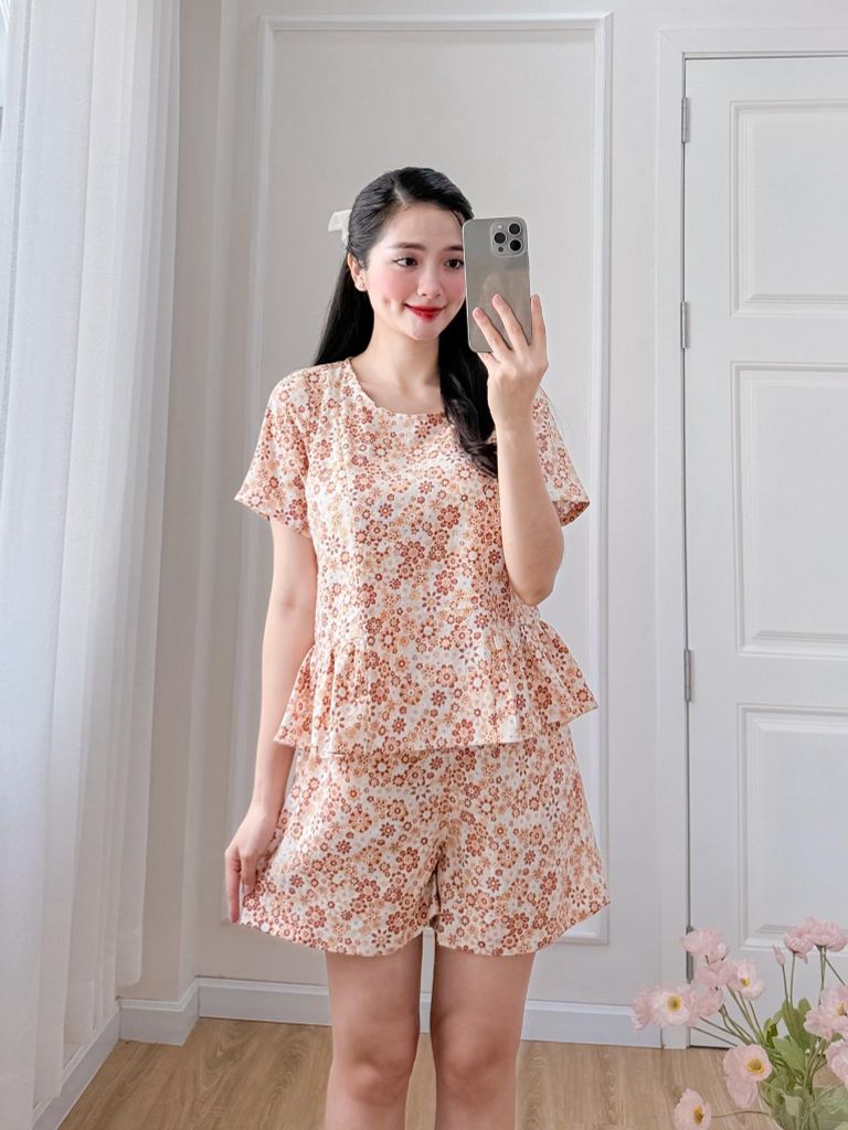 Đồ bộ đùi nhún bèo linen có tay hoa nâu