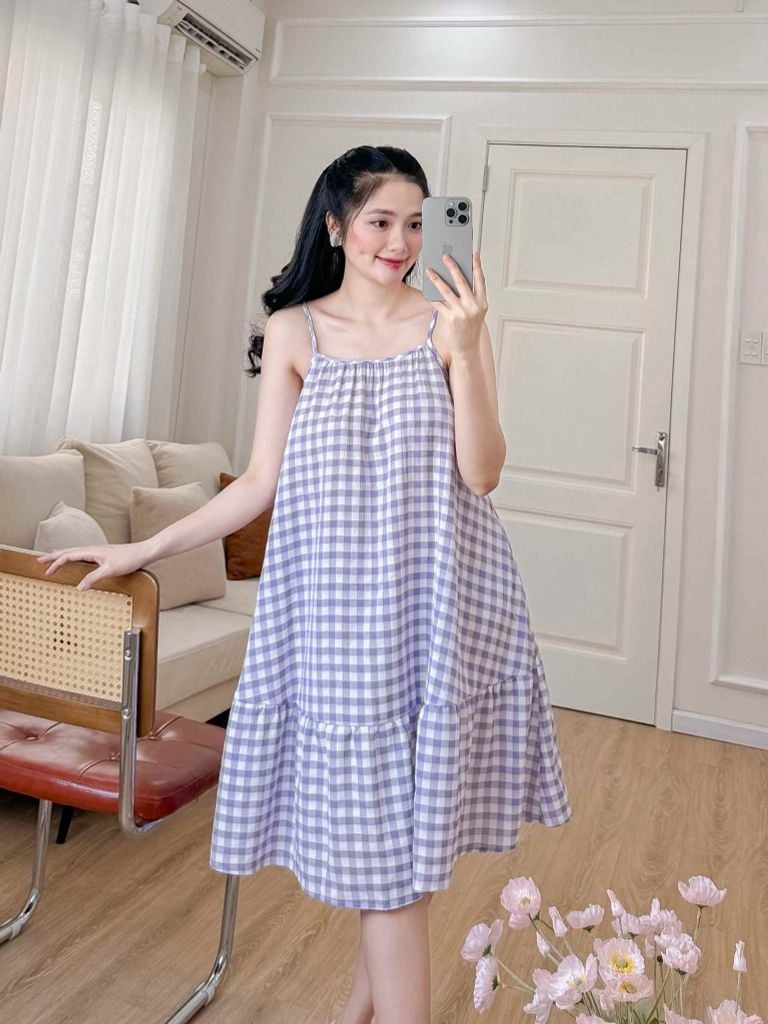 Đầm lụa 2 dây sọc caro tím