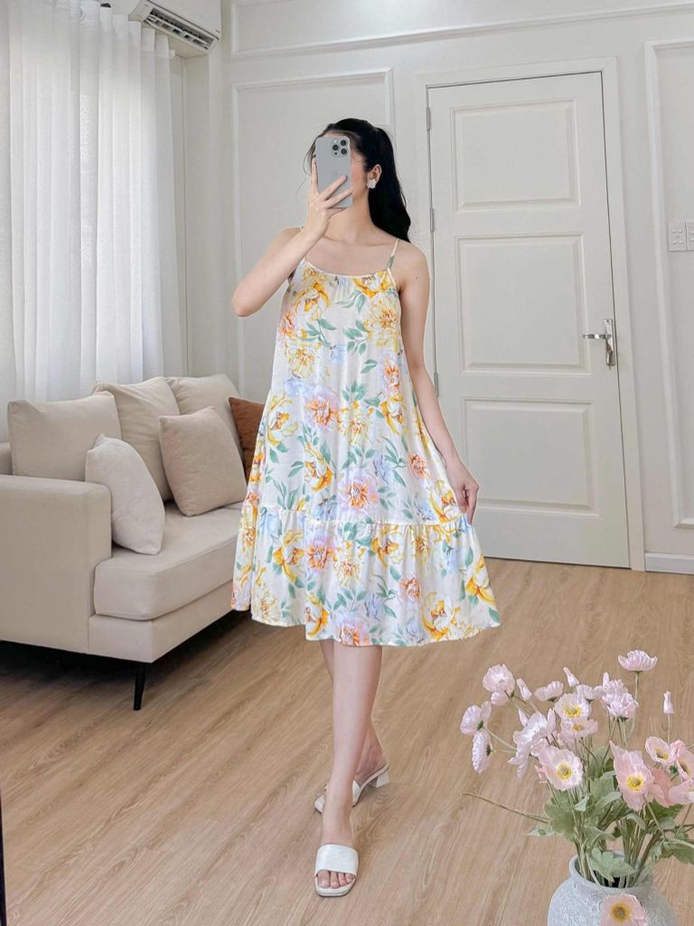 Đầm lụa 2 dây nền vàng hoa mẫu đơn