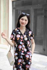 Đồ bộ dài có tay nền đen hoạ tiết hải cẩu