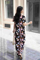 Đồ bộ dài có tay nền đen hoạ tiết hải cẩu
