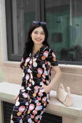 Đồ bộ dài có tay nền đen hoạ tiết hải cẩu