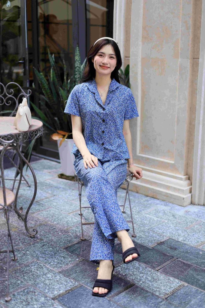 Đồ bộ dài có tay hoa nguyệt quế xanh nhí