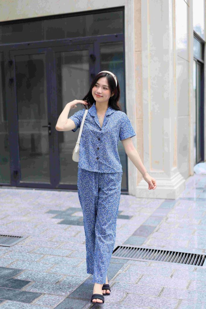 Đồ bộ dài có tay hoa nguyệt quế xanh nhí