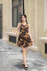 Đồ bộ đùi không tay nơ cổ đen vàng hoạ tiết Zigzag
