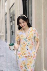 Đồ bộ dài có tay nền vàng hoa mẫu đơn