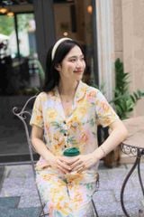 Đồ bộ dài có tay nền vàng hoa mẫu đơn