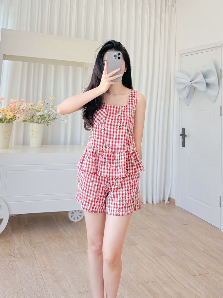 Đồ bộ đùi sọc caro họa tiết hoa bèo không tay_SA