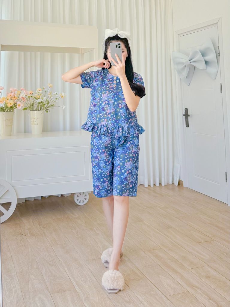 Đồ bộ lửng thiết kế có tay nhún bèo hoa 5 cánh