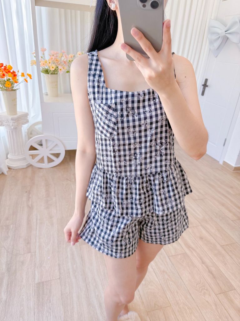 Đồ bộ đùi sọc caro họa tiết hoa bèo không tay_SA