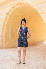 Đồ bộ đùi thiết kế 3 nút hoa lily