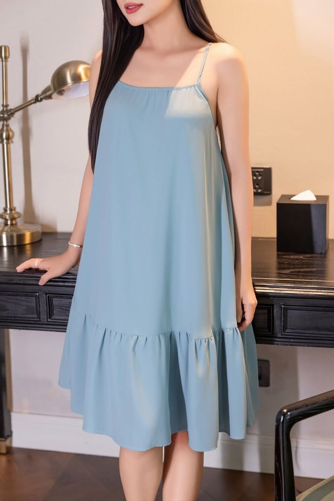 Đầm lụa 2 dây dáng suông xanh lơ