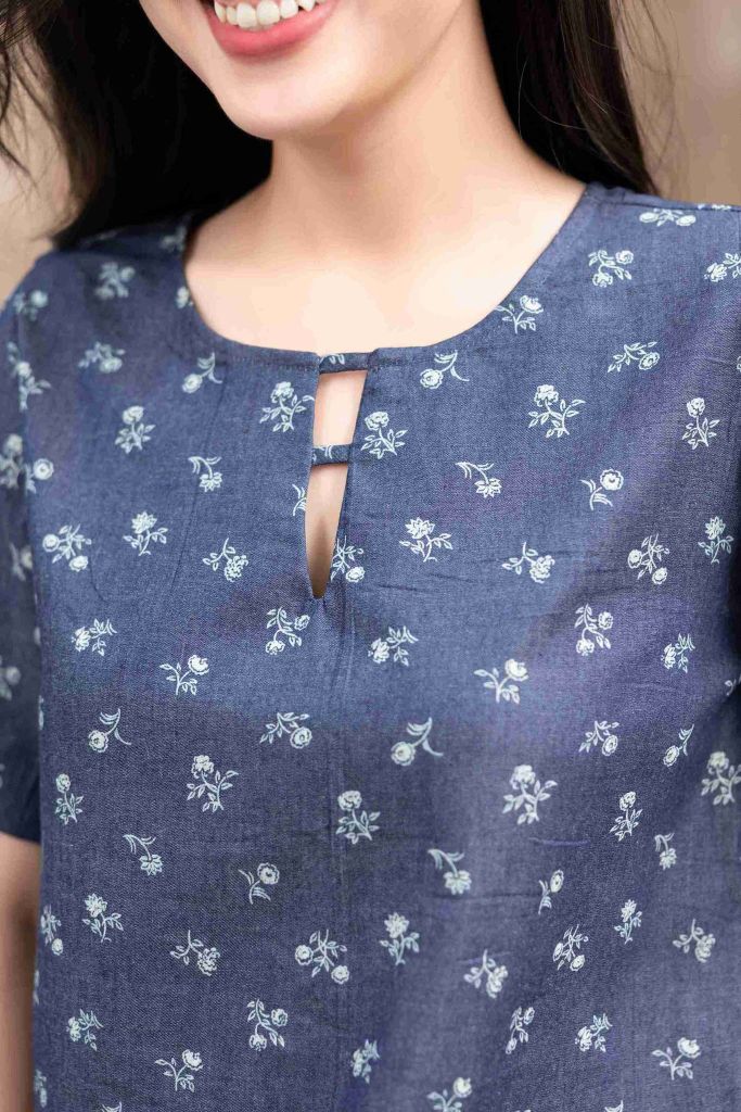 Đồ bộ dài có tay đan dây hoa hồng nhí