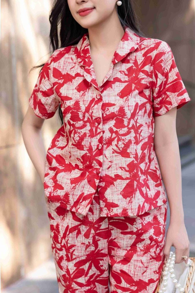 Đồ bộ dài có tay lá đỏ