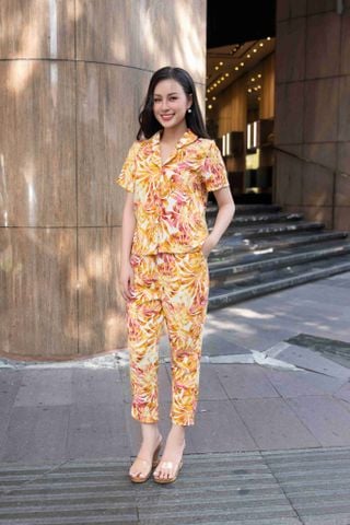 Đồ bộ dài có tay lá vàng