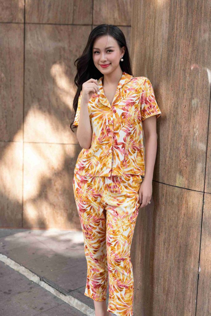 Đồ bộ dài có tay lá vàng