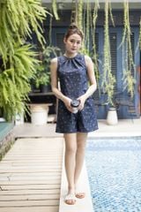 Đồ bộ đùi không tay cổ yếm hoa mặt trời