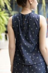 Đồ bộ đùi không tay cổ yếm hoa mặt trời