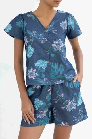 Đồ bộ đùi có tay cổ V hoạ tiết hoa cẩm tú cầu