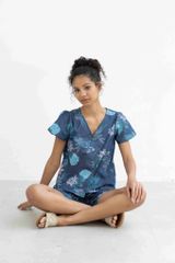 Đồ bộ đùi có tay cổ V hoạ tiết hoa cẩm tú cầu