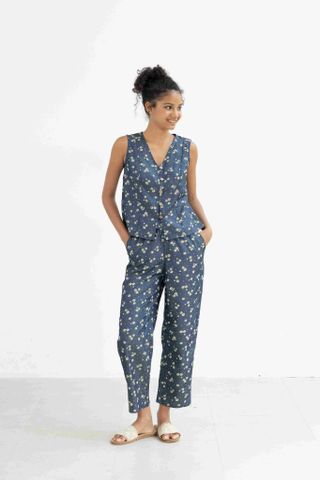 Đồ bộ dài không tay nút gỗ hoa cúc tana