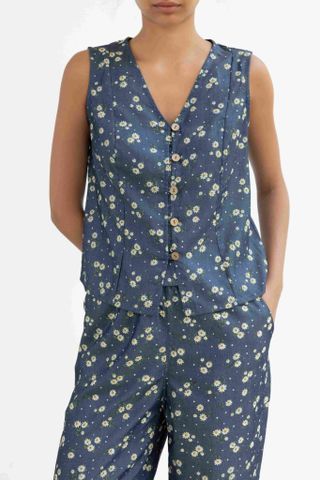 Đồ bộ dài không tay nút gỗ hoa cúc tana