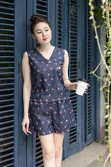 Đồ bộ đùi thiết kế nút chéo hoa đỏ