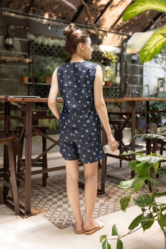 Đồ bộ đùi không tay nơ cổ hoa cúc xinh