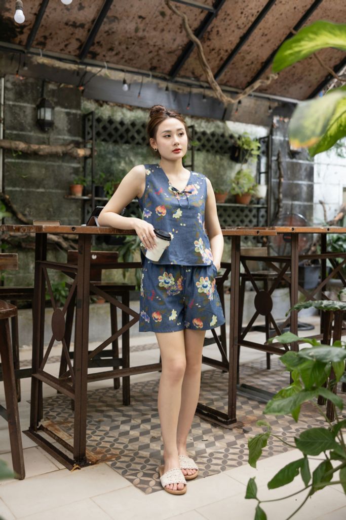 Đồ bộ đùi không tay nơ cổ hoa cát tường