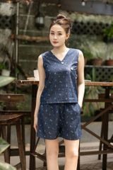 Đồ bộ đùi thiết kế nút chéo hoa nhí xanh