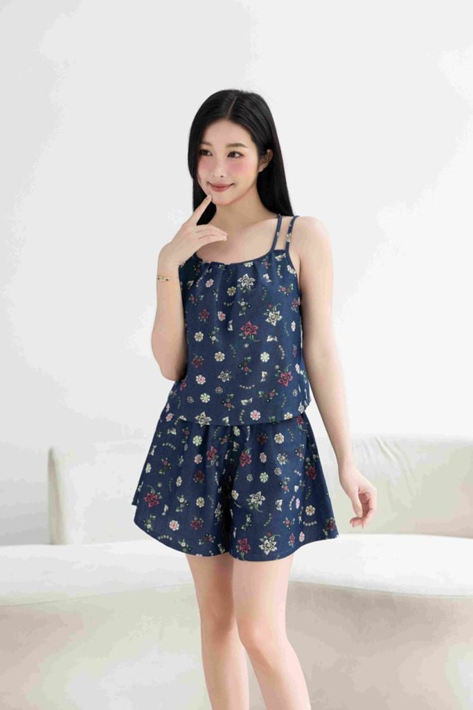 Đồ bộ đùi thiết kế 2 dây hoa lily