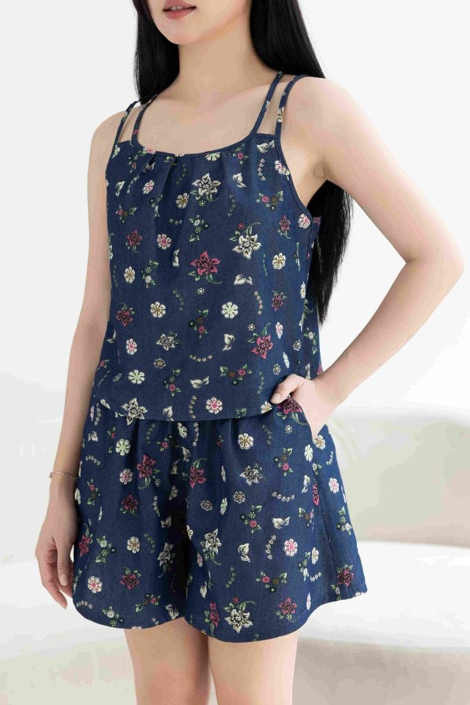 Đồ bộ đùi thiết kế 2 dây hoa lily