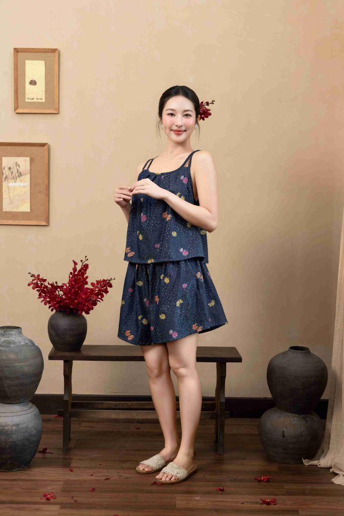 Đồ bộ đùi thiết kế 2 dây hoa đồng tiền