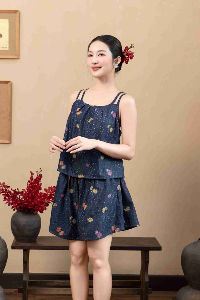 Đồ bộ đùi thiết kế 2 dây hoa đồng tiền