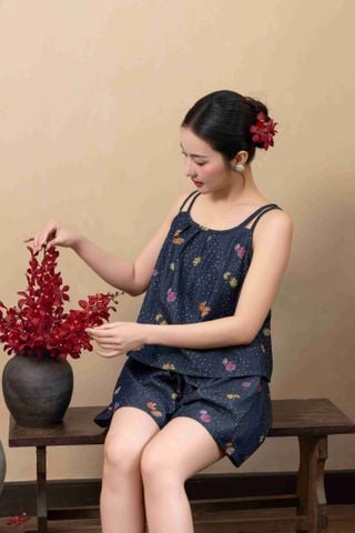 Đồ bộ đùi thiết kế 2 dây hoa đồng tiền