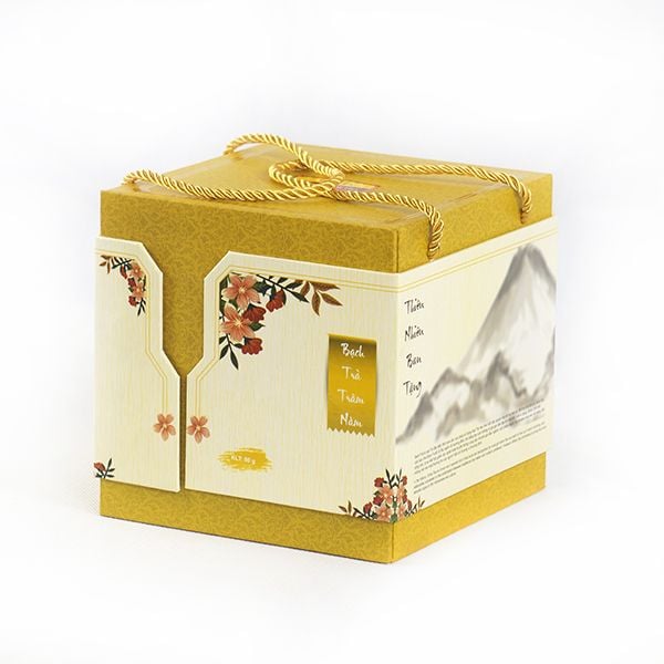 Bạch Trà Trăm Năm