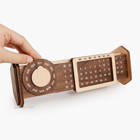 Lịch gỗ vạn niên form ngang | Walnut