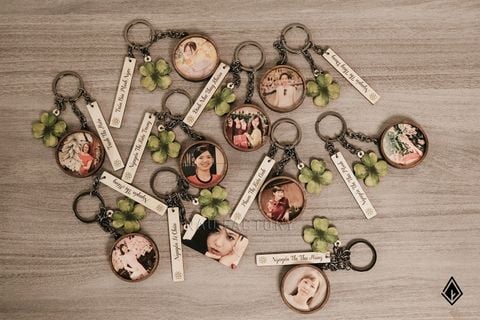 Móc khóa chùm | In hình, tên và cỏ 4 lá