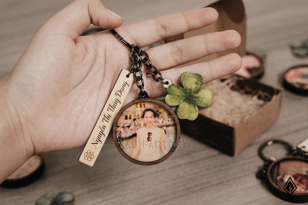 Móc khóa chùm | In hình, tên và cỏ 4 lá