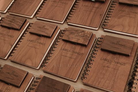 Hộp name card gỗ Walnut | Khắc logo theo yêu cầu