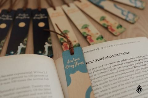 Bookmark gỗ | In UV 2 mặt theo yêu cầu