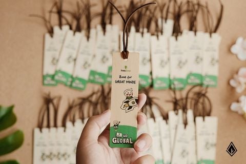 Bookmark gỗ | In UV logo, mascot thương hiệu