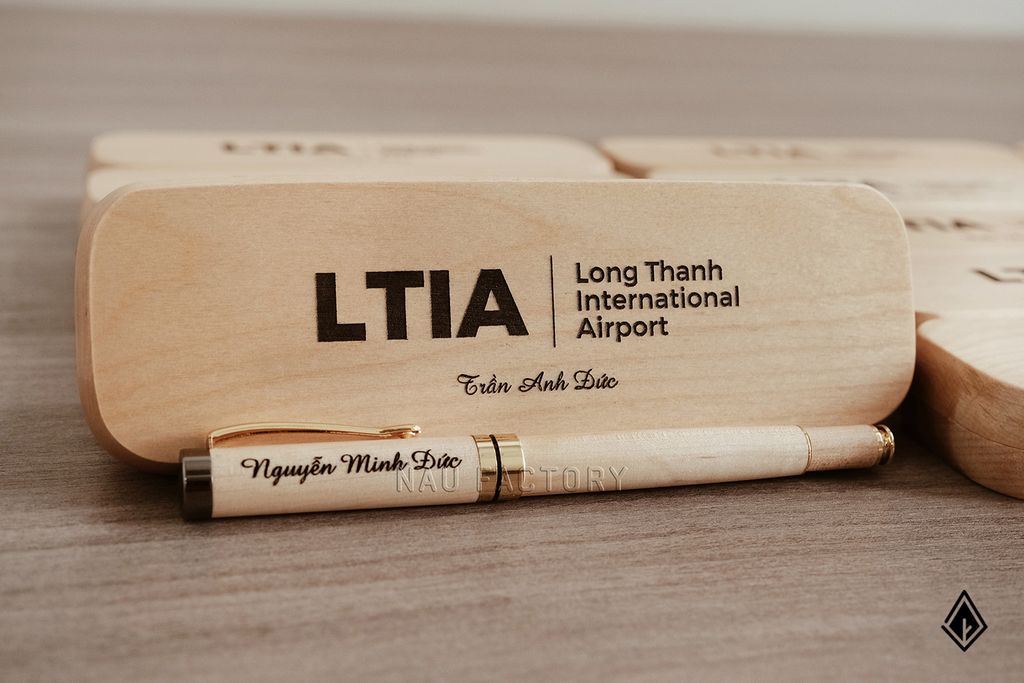 Set bút và hộp bút gỗ Maple | Khắc tên và logo doanh nghiệp theo yêu cầu