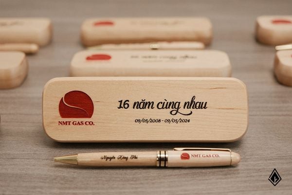 Set bút và hộp bút gỗ Maple | Khắc laser theo yêu cầu