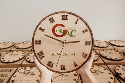 Đồng hồ treo tường thuần gỗ Maple | In logo theo yêu cầu