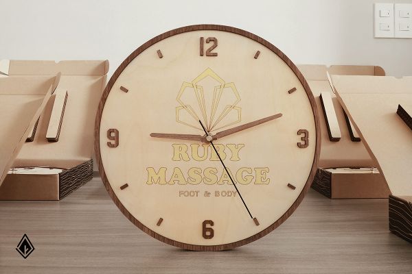 Đồng hồ thuần gỗ treo tường | In logo