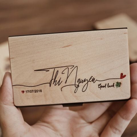 Hộp namecard | Khắc tên cách điệu