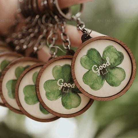 Cỏ 4 lá may mắn