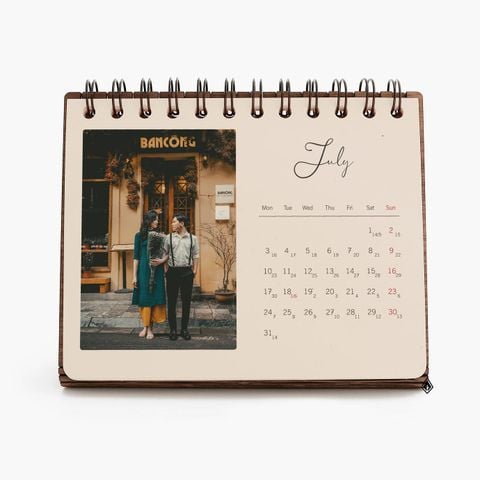 Lịch gỗ form ngang B6 2026