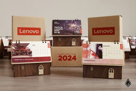 Lịch Ngôi nhà gỗ Walnut - Hộp giấy in logo doanh nghiệp